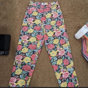 Flower print vintage jeans by the brand Helium.